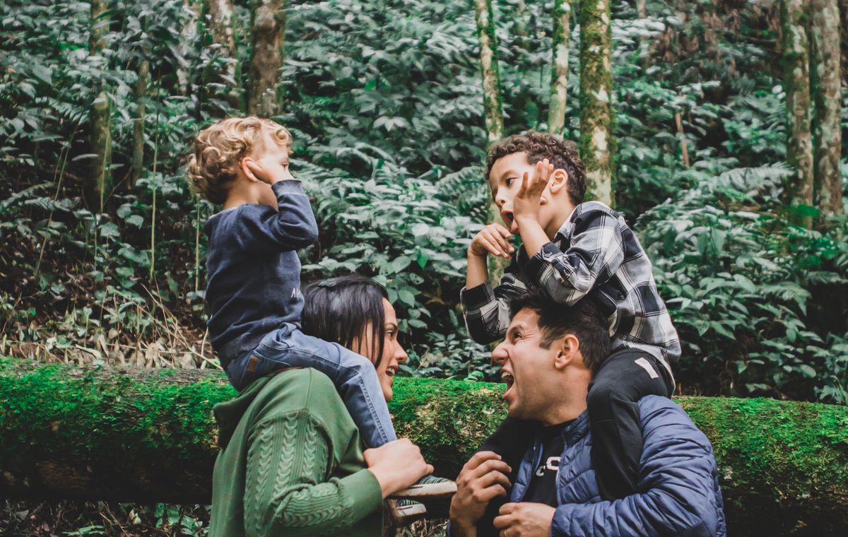 Famille Lopez ayant souscrit une nouvelle mutuelle famille